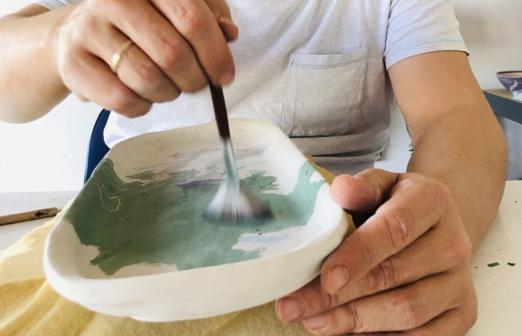 pintando cerámica